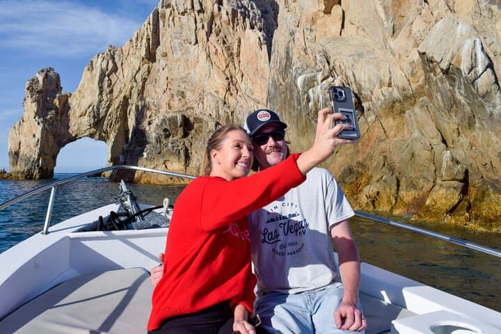 Cabo Arch Tour: El Arco Boat Cruise to Land’s End photo 3