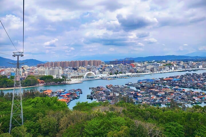 Nanwan Monkey Island & Dan Floating Village: Hainan Cable Car, Monkeys & Seafood Feast photo 3
