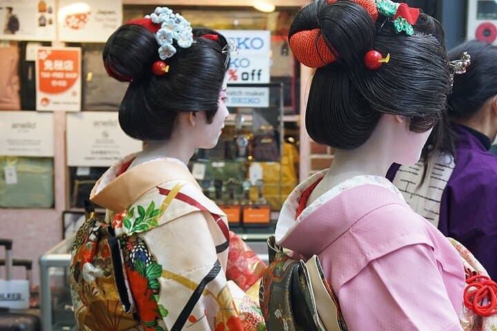 4-Day Tokyo to Hakone & Mt Fuji: Mini Group Tour from Tokyo with Lake Ashi Cruise