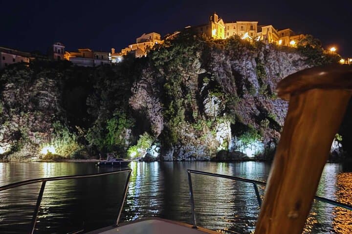 Cilento Evening Boat Tour from Agropoli: Sunset Swim, Snorkel & SUP photo 3