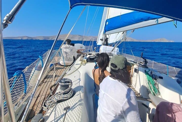Semi-Private Sunset Sailing to Dia Island from Heraklion photo 5