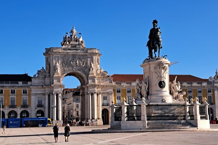 Spy Through Lisbon: Self-Guided Vasco da Gama Walking Tour