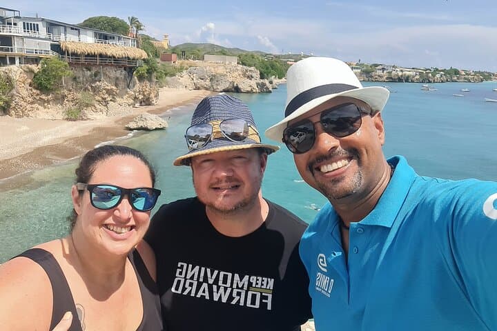 Private Curaçao Highlights Tour: Willemstad, Beaches & Snorkel (5–6 hrs) photo 2