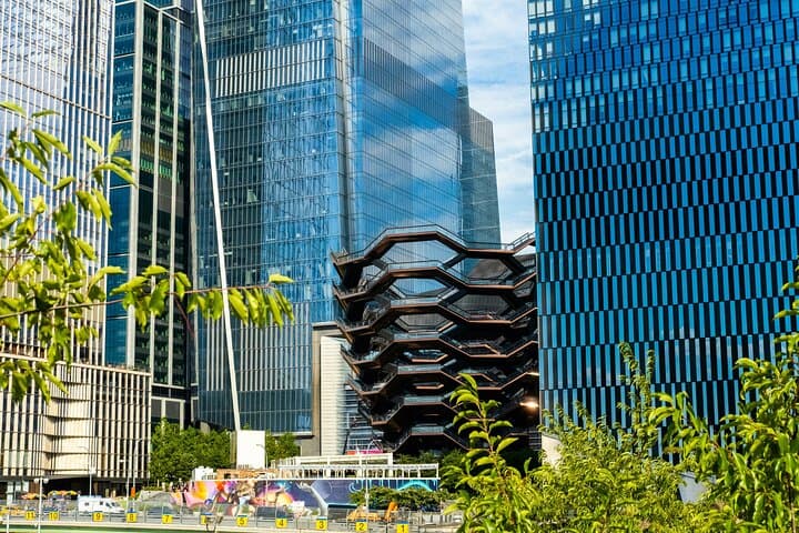 VIP Private Sightseeing Tour of Manhattan — Custom Manhattan Van Experience photo 2