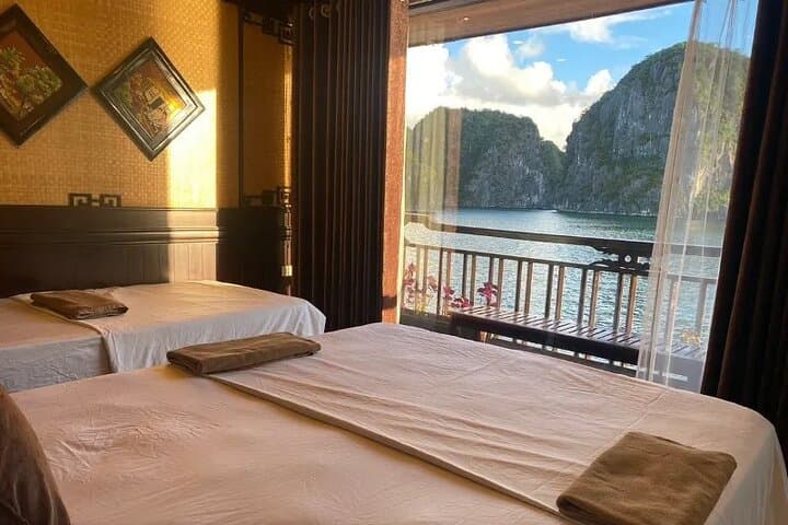 3-Day Lan Ha Bay Cruise: Kayak, Beach & Bioluminescent Night photo 2