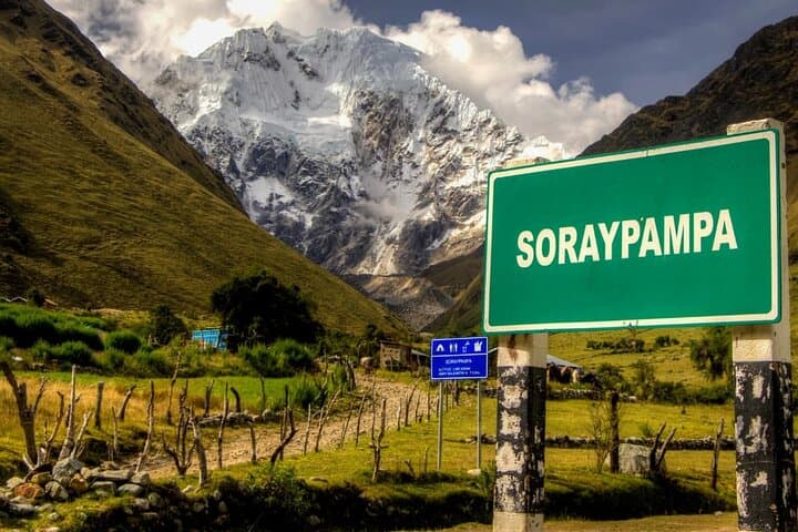 Cusco to Soraypampa: Scenic Andean Transfer and High‑Altitude Walk