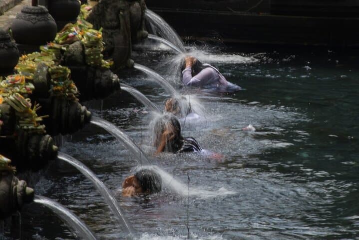 Full-Day Ubud ATV Adventure: Tegalalang Terraces & Tirta Empul Purification photo 3