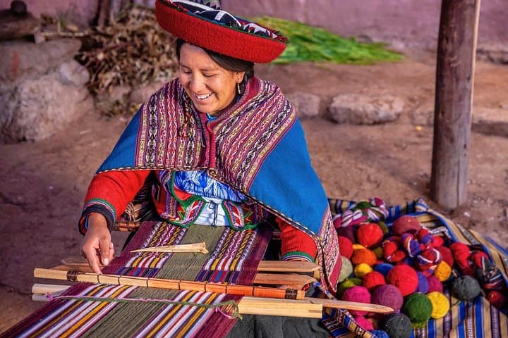 6-Day Cusco Adventure: Machu Picchu, Humantay Lagoon & Vinicunca (Seven Colors Mountain) photo 2