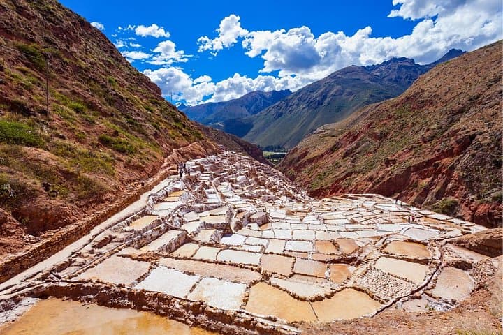 6-Day Cusco Adventure: Machu Picchu, Humantay Lagoon & Vinicunca (Seven Colors Mountain) photo 4
