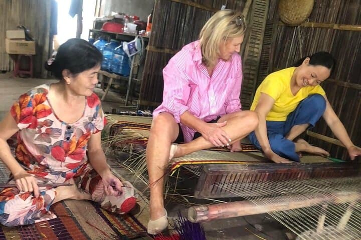 Half-Day Hoi An Cycling: Kim Bong Village Crafts & Rice-Paddy Roads photo 4
