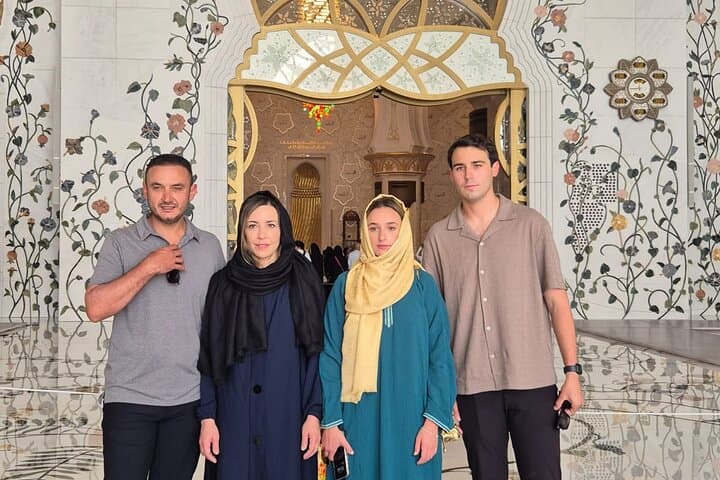 Abu Dhabi Top 15 Highlights Private Full-Day Tour with Transfers photo 4