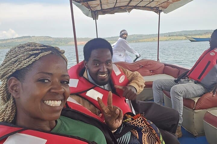 Jinja Day Tour: Explore the Source of the Nile, Mabira & Sezibwa Falls photo 4