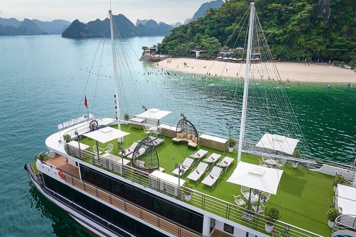 Halong Bay Luxury Day Cruise: Sung Sot Cave, Kayaking & Ti Top Island photo 1
