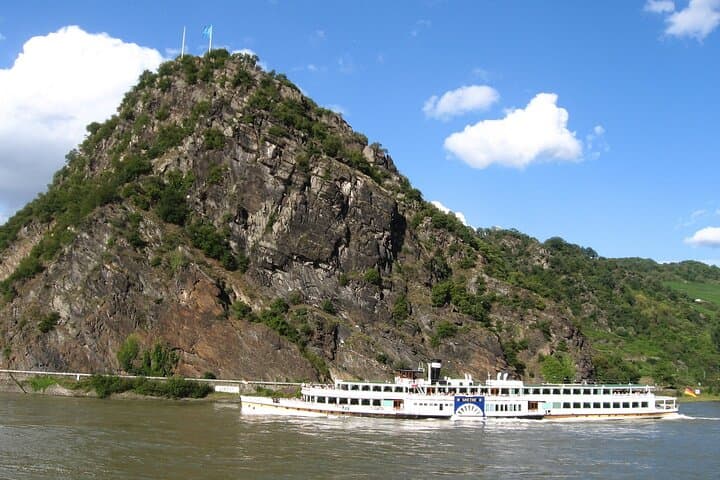 Full-Day Rhine Valley Tour from Frankfurt: Rüdesheim, Loreley & Mini Cruise