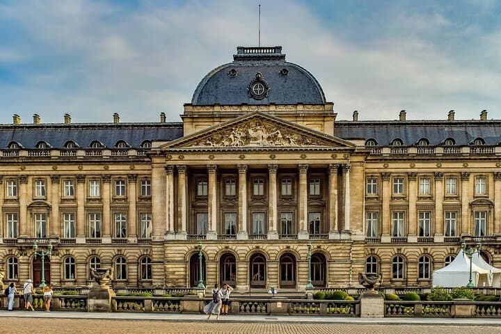 Private Roundtrip Transfer from Amsterdam to Brussels (Same-Day) photo 3