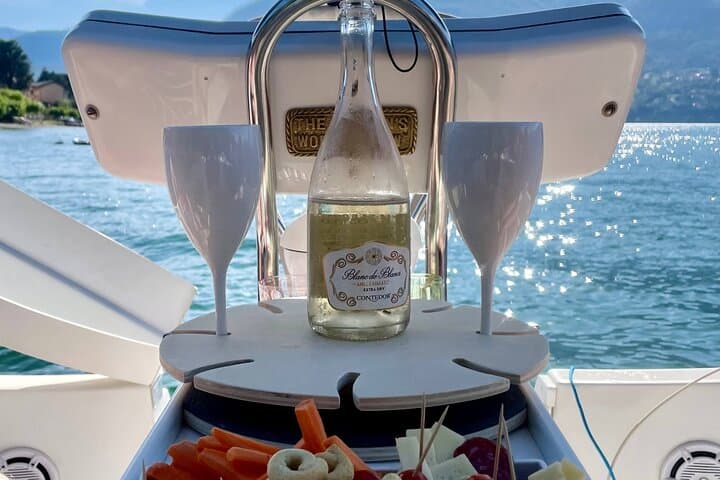 Sail Lake Como’s Golden Triangle: Aperitivo & Prosecco on a Shared Sailing Cruise photo 5