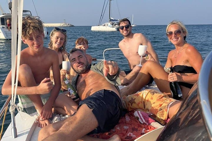 Private Boat Tour Monopoli to Polignano with Aperitif and Swim photo 3