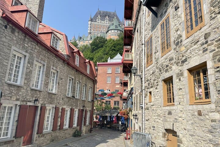 Old Québec to Montmorency Falls — Private Chauffeur-Guided 3-Hour Tour