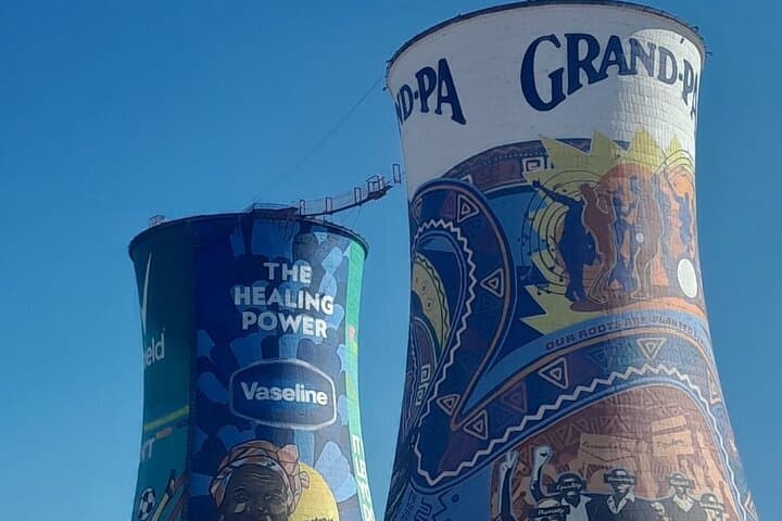 Johannesburg Soweto Apartheid Museum & Constitution Hill Day Tour photo 1