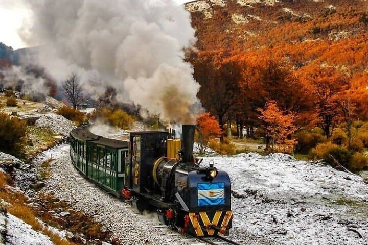 End of the World Train: Tierra del Fuego National Park Day Tour from Ushuaia photo 2