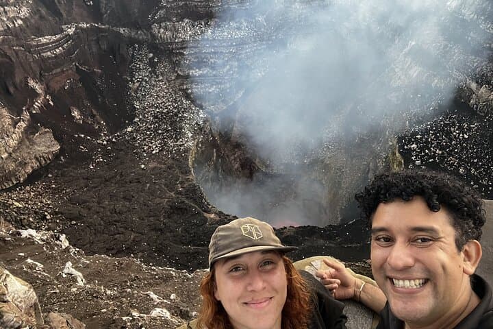 Granada Full-Day: Lake Islets Boat, Colonial Walk, Catarina Lookout & Masaya Lava photo 3