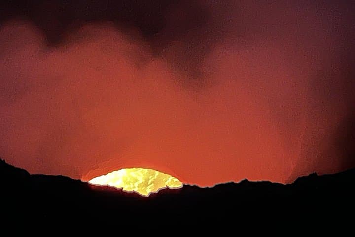 Granada Isletas & Masaya Volcano Day Tour: Colonial City, Lake Monkeys & Lava photo 2