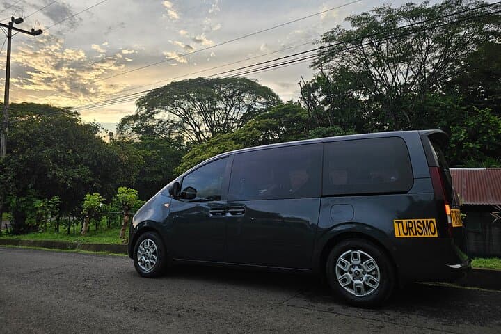 Private Bilingual Transport in Costa Rica’s Central Pacific