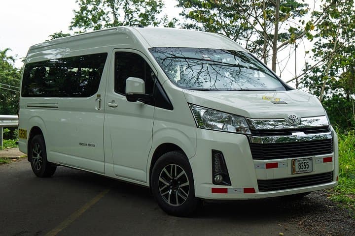 Private Transfer La Fortuna to Monteverde (11–15 pax) — Minivan Service with Bilingual Driver photo 3