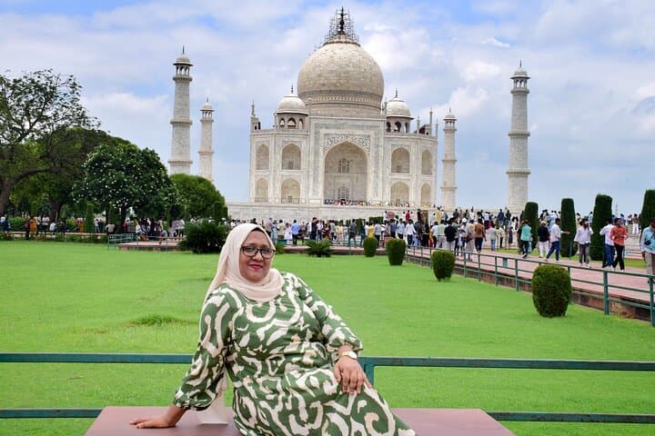 Sunrise at the Taj Mahal: Private Same-Day Tour from Jaipur photo 5