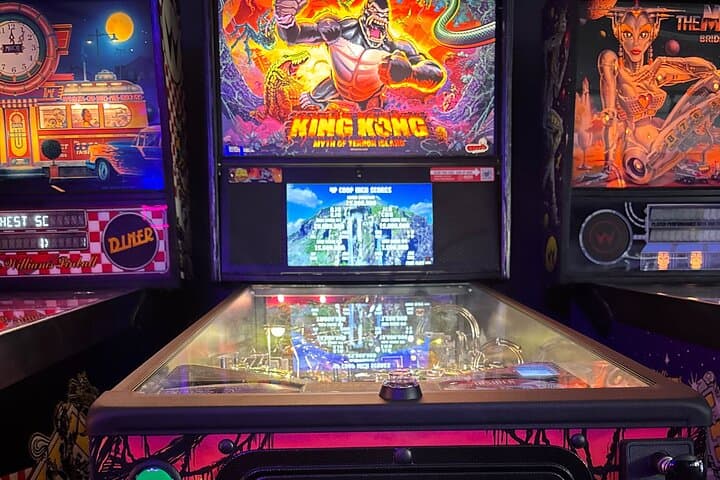Private Retro Arcade Rental in Kailua-Kona: Pinball, DDR & Family-Friendly Fun photo 2