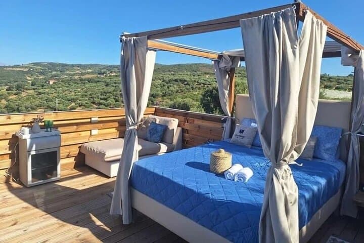 Sleep Under the Stars in Archanes: Eco-Luxury Star Sleep in Crete photo 4