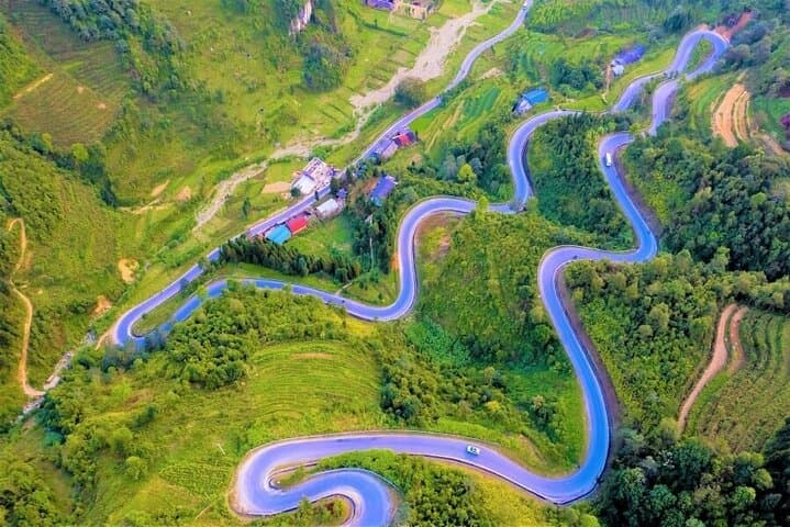 Ha Giang to Ban Gioc: 6-Day Northern Vietnam Guided Adventure photo 3