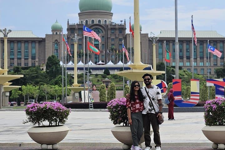 Kuala Lumpur Highlights Tour: 8-Hour City Sights, Batu Caves & Markets photo 2