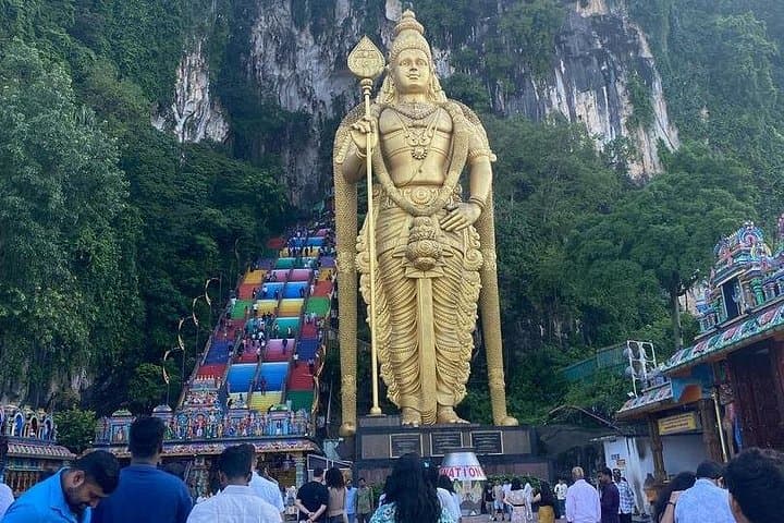 Kuala Lumpur Highlights Tour: 8-Hour City Sights, Batu Caves & Markets photo 3