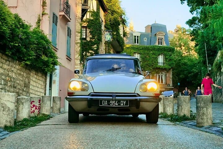 Ride Paris in a Vintage Citroën DS: Private Open-Top City Tour