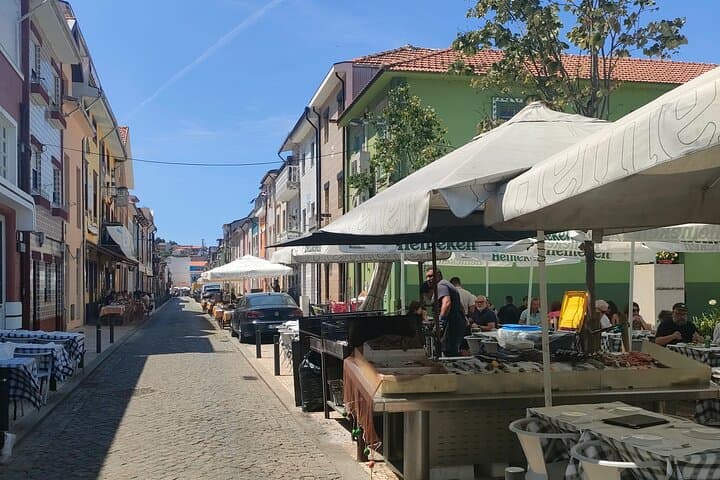 Private Porto City Tour with Local Guide & Lunch in Afurada photo 2