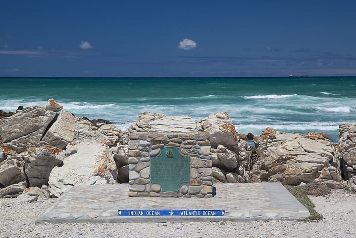 Stand at Africa’s Southernmost Point: Cape Agulhas Day Tour