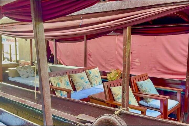 Battambang to Siem Reap by Traditional Boat Across Tonle Sap: Full-Day Private Transfer photo 4