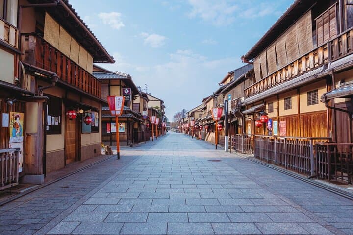 Higashiyama Walking Tour: Private 3-Hour Kyoto Highlights photo 3