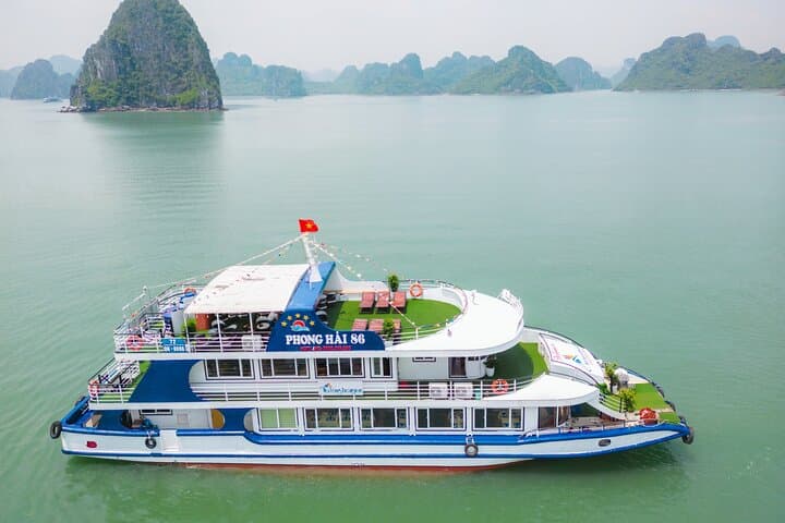 Halong Bay Full-Day: Sung Sot Cave, Kayaking & Ti Top Island (From Hanoi) photo 6
