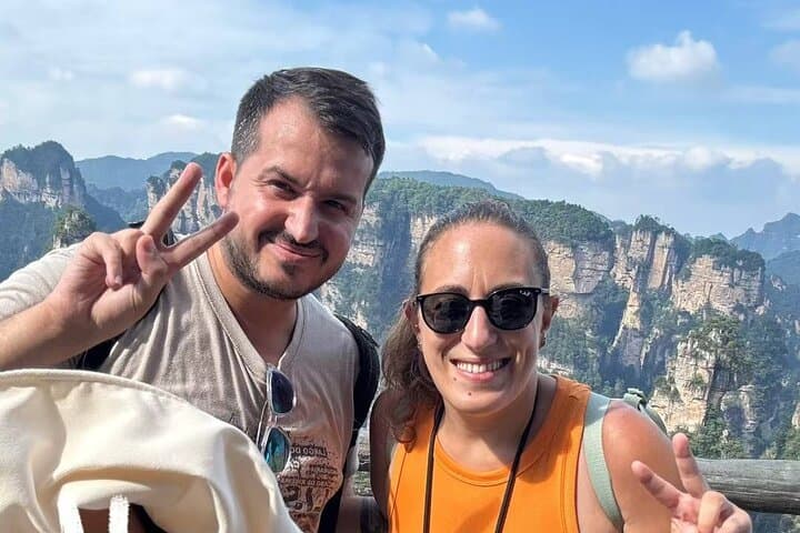 Zhangjiajie Avatar Mountain & Glass Bridge Private Day Tour — Full-Day Highlights photo 5