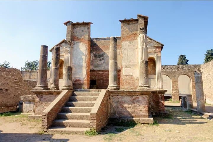 Pompeii Entry Tickets: Essential Guide to Visiting the Ancient Ruins photo 5