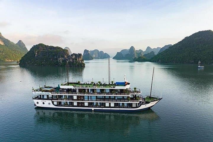 Luxury 3-Day Ninh Binh and Lan Ha Bay Cruise from Hanoi photo 2