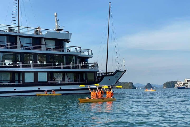 Luxury 3-Day Ninh Binh and Lan Ha Bay Cruise from Hanoi