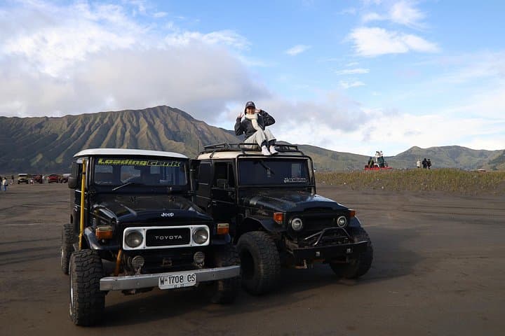 Mount Bromo Private Sunrise Tour from Surabaya or Malang — Sunrise View & Crater Hike photo 3