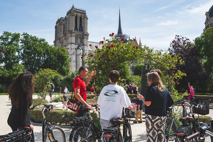 Best of Paris by E‑Bike: Small-Group Guided Tour with Optional Seine Cruise