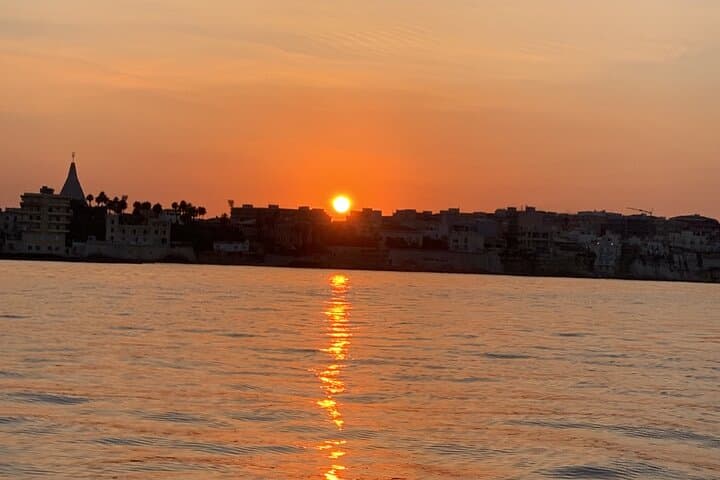 Snorkel the Sea Caves of Ortigia: 90-Minute Boat Adventure from Syracuse