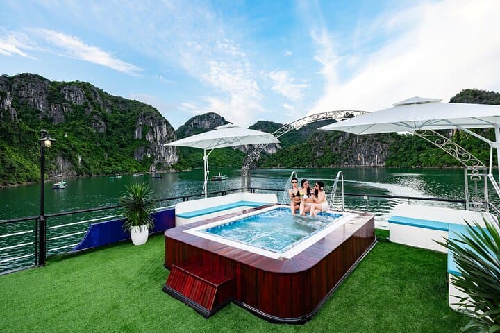 Sonata Day Cruise Halong Bay: Sung Sot Cave, Titov Island & Kayaking photo 2