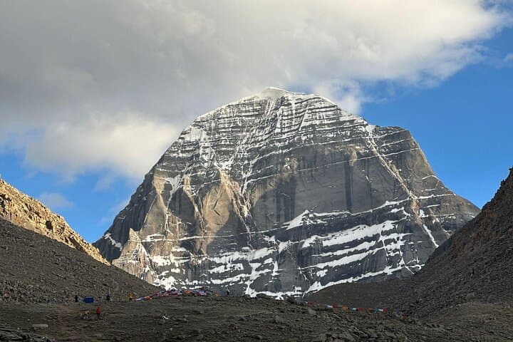 Mount Kailash and Lake Mansarovar: 10-Day Pilgrimage, Kora Trek & Cultural Route