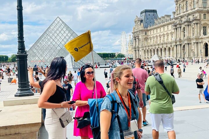 Walk Like a TV Character: Paris Filming Locations & Optional Seine Cruise photo 5